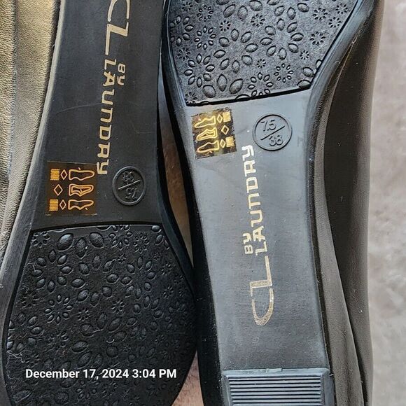 Chinese Laundry Sinclair Sz 7.5 Medium Women's Black Flats Elastic Band Over Toe - Picture 4 of 7